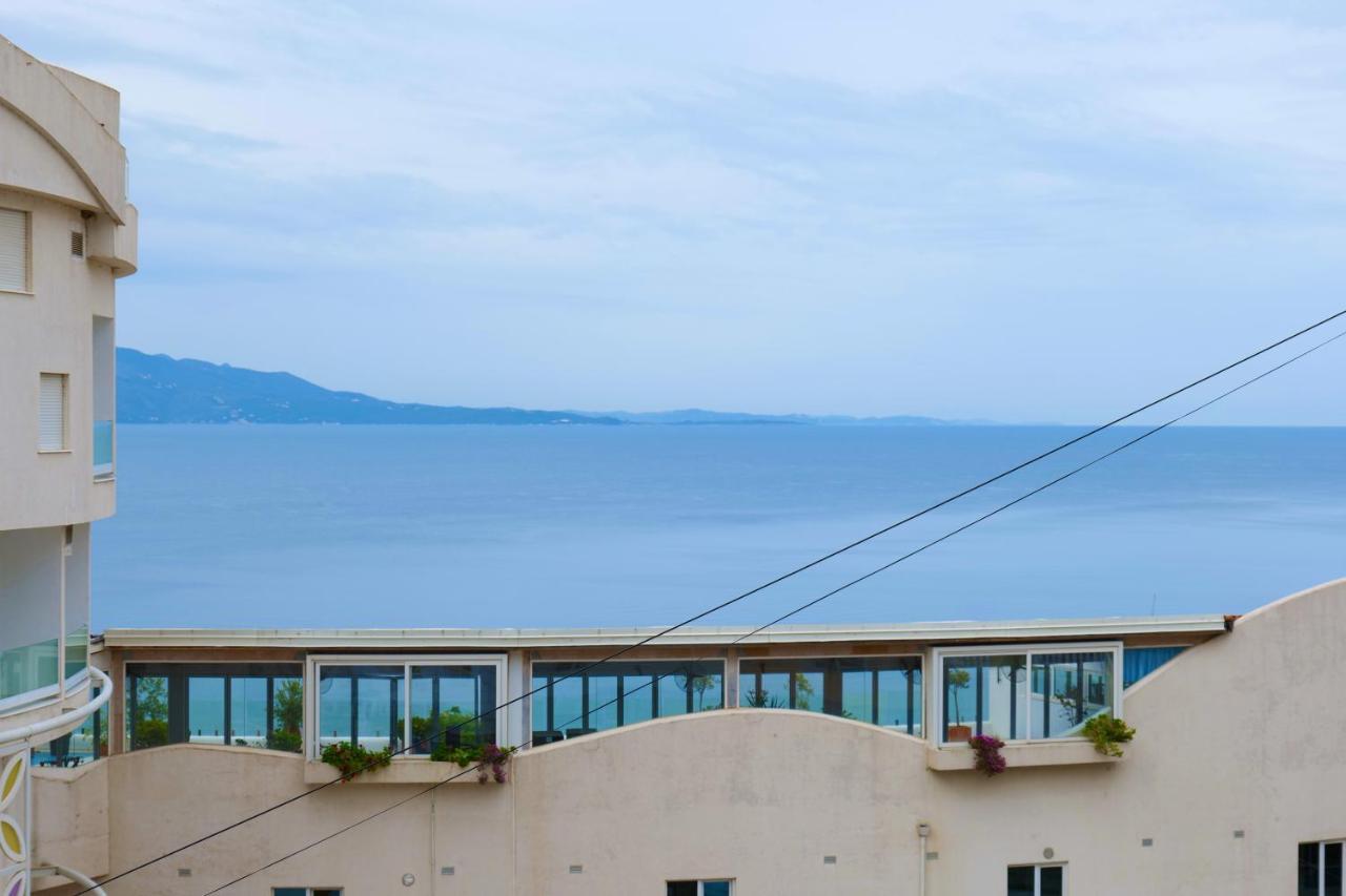 Hotel Dior Sarandë Eksteriør billede