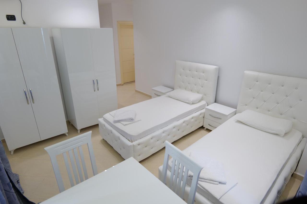 Hotel Dior Sarandë Eksteriør billede